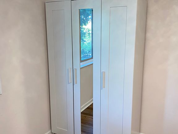 2nd image of 2873 S Bascom Ave #205