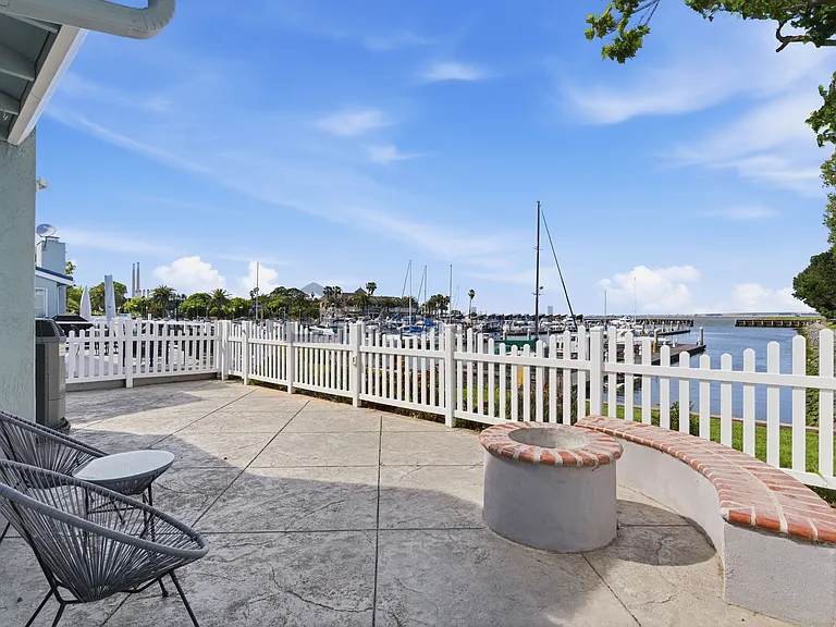 145 Shoreline Dr — Photo 31