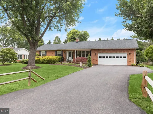 6806 Falstone Dr, Frederick, MD 21702