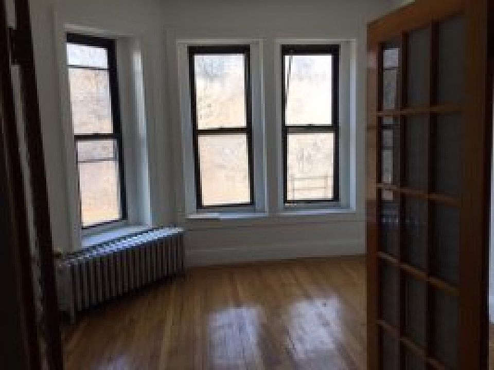 1st image of 440 St Nicholas Ave APT 3C