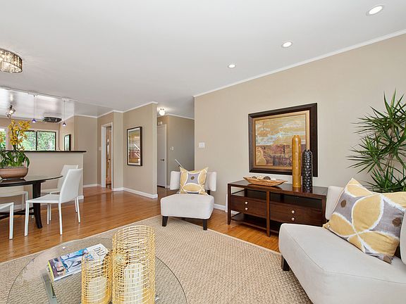 3rd image of 269 Glenview Dr