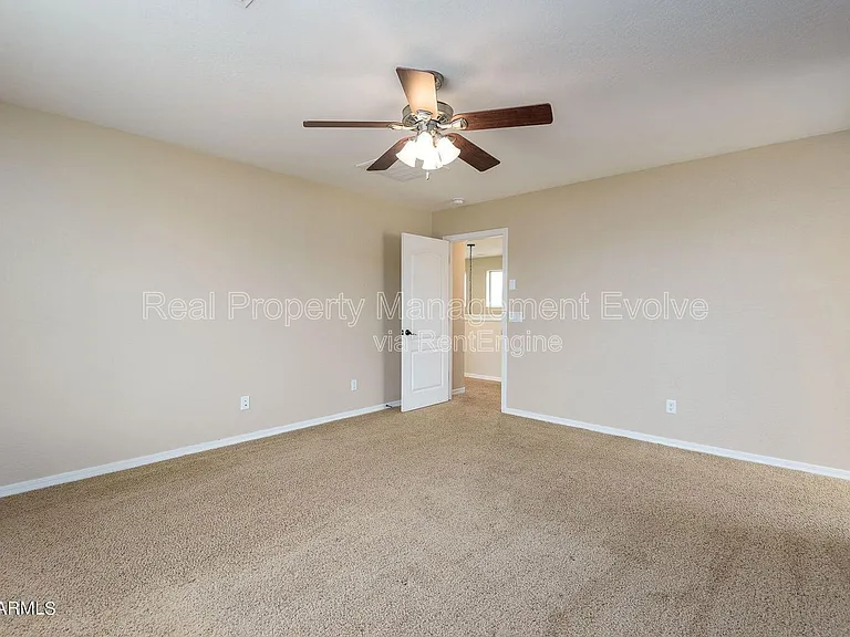 1544 E Hummingbird Way — Photo 20