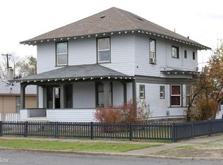 215 N Chestnut St, Toppenish, WA 98948