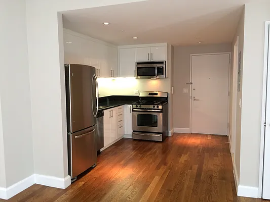 Rented by Waterton Residential New York | media 4