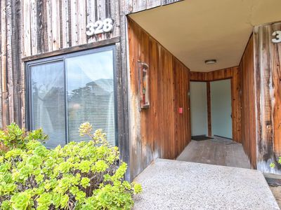 125 Surf Way APT 328, Monterey, CA, 93940