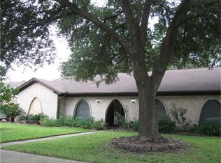 9954 Kirkdale Dr, Houston, TX 77089