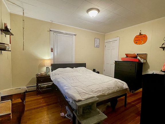 4th image of 6 Reeds Ct APT 3