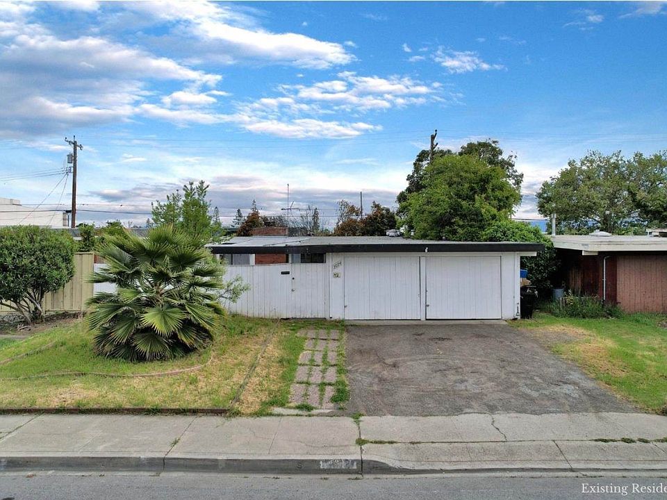 1st image of 3074 McKinley Dr