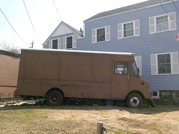 2nd image of 2846 Richmond Ter