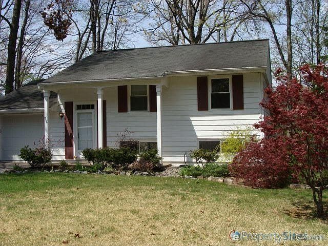 1st image of 536 E Hillside Ave