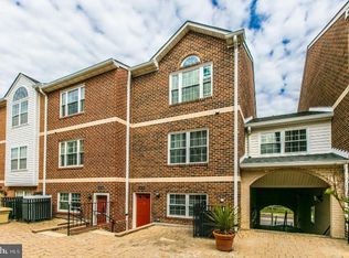 3018 S Glebe Rd, Arlington, VA 22206