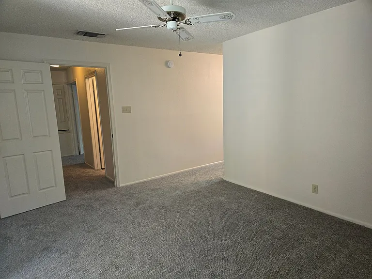 4212 Medical Dr #903 — Photo 16