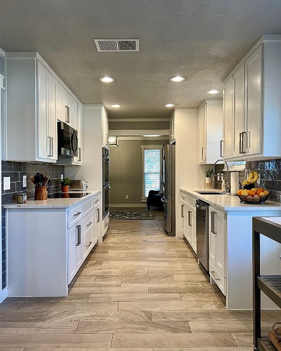 1st image of 4424 Sterling Ln