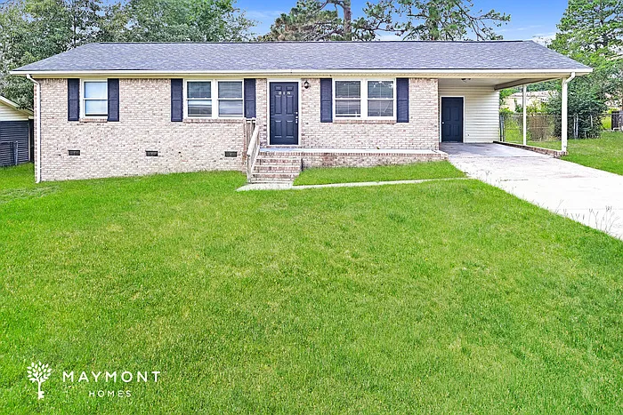 3 bed, 1.0 bath, 1000 sqft, $1,295 — Photo 1