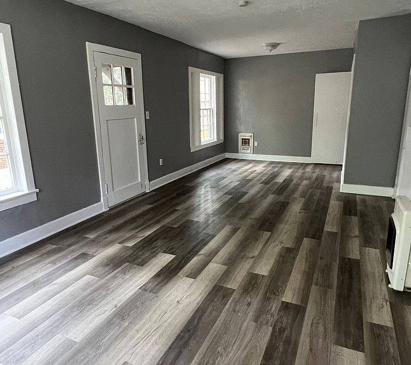 1st image of 2527 College St APT A
