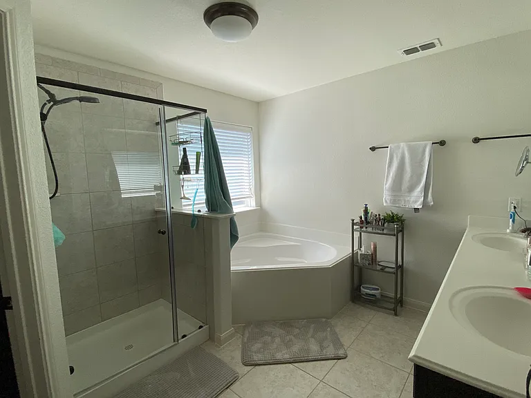 433 Winchester Dr — Photo 9