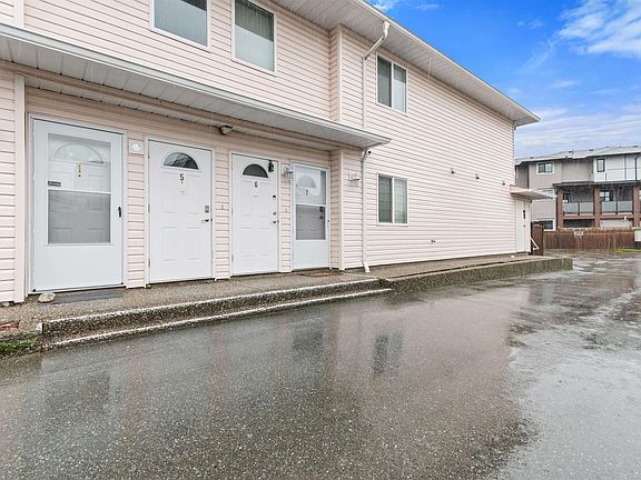 2nd image of 46562 Yale Rd #6