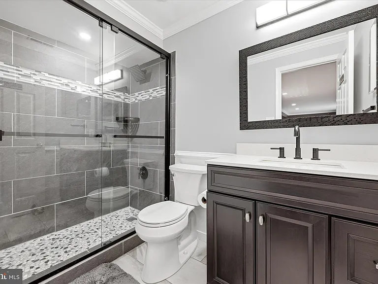 704 Seaton Ct SE — Photo 53