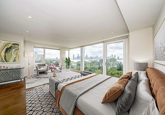 4th image of 423 West St #6