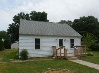 310 South St, Fall River, WI 53932