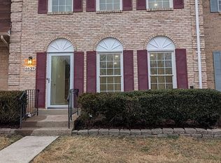 6639 Green Ash Dr, Springfield, VA 22152