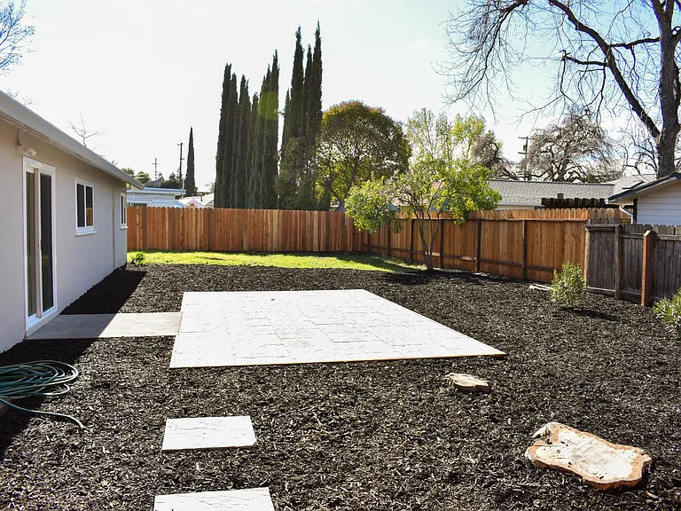 2454 Marcia Dr — Photo 14