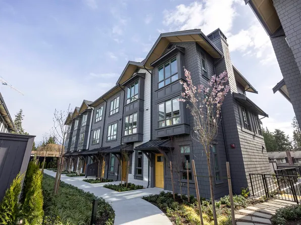 2322 Emery Ct #102, North Vancouver, BC V7J 0E5