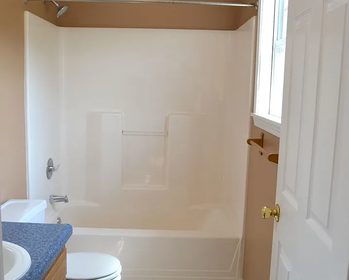 14620 Hobby Dr — Photo 6