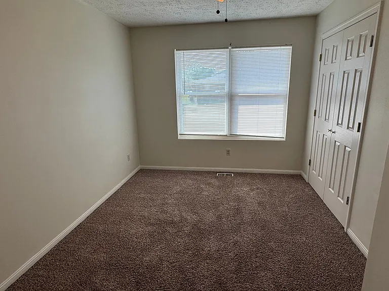 722 Old Stage Rd — Photo 3