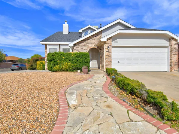 4725 Snapdragon Rd NW, Albuquerque, NM 87120