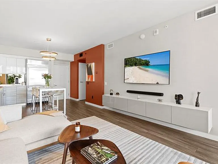 1300 Brickell Bay Dr #2105 — Photo 12