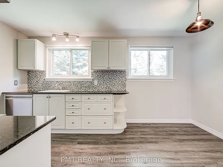 491 Maple Ave — Photo 10