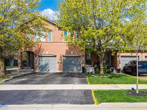 5555 Prince William Dr #38, Burlington, ON L7L 6P2