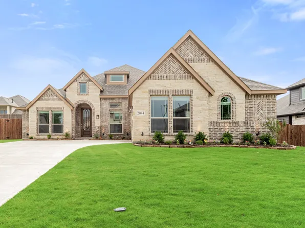 2044 Flora Ln, Desoto, TX 75115
