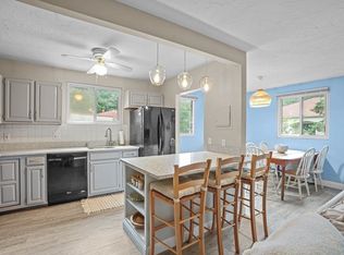 300 Fellsview Ter APT 306, Stoneham, MA 02180