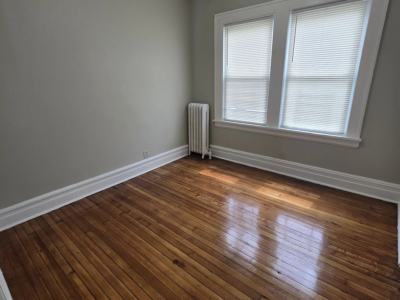 4 bed, $2,750 — Photo 3