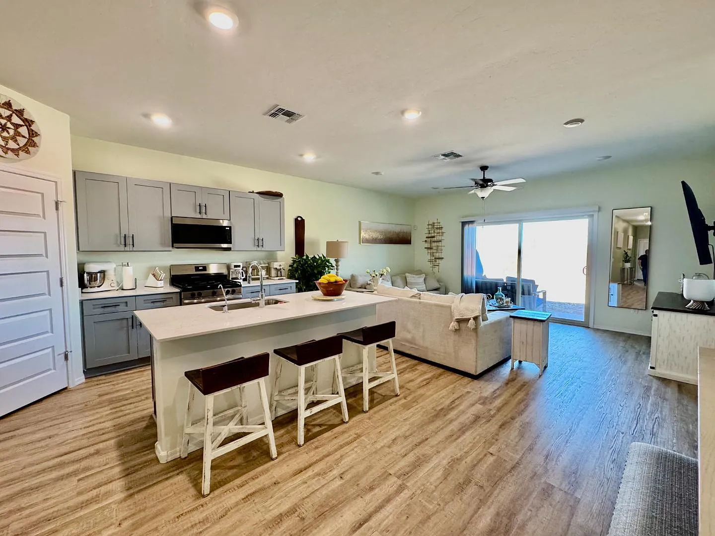 13553 N Nicholas Ct — Photo 3