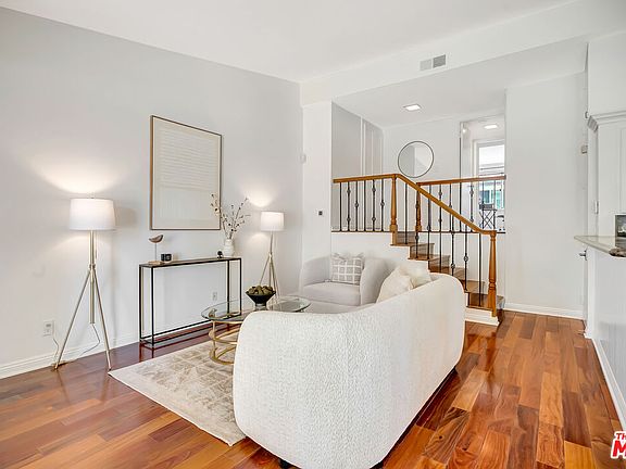 5th image of 350 N Clybourn Ave #36