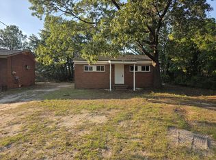 144 Par Dr, Fayetteville, NC 28311