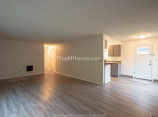 1520 NE 77th Ave, Portland, OR 97213