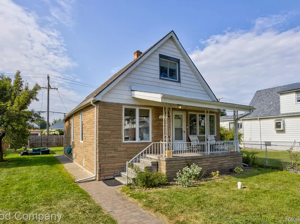 3939 Casmere St, Hamtramck, MI 48212