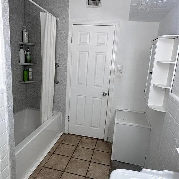210 Baker Ave — Photo 22