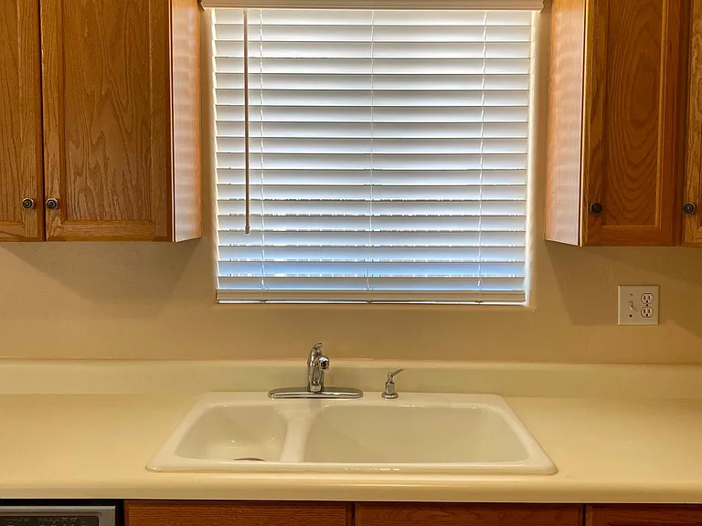 3041 E Loretta Dr — Photo 42