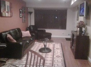 32 Abingdon Ave, Staten Island, NY 10308