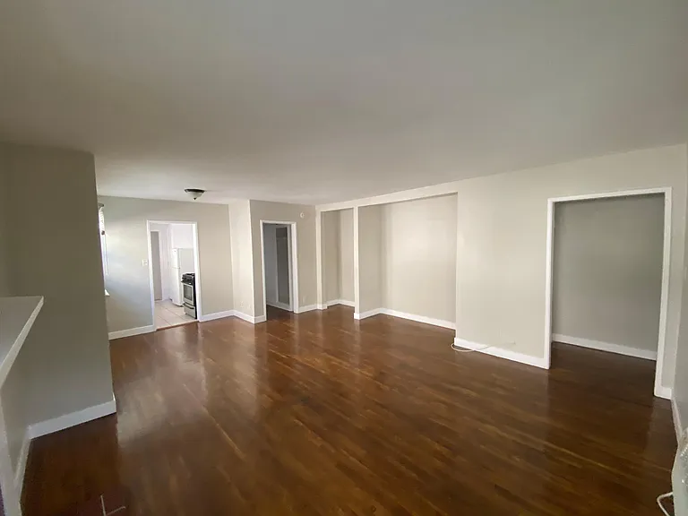 5418 Carlton Way #4 — Photo 3