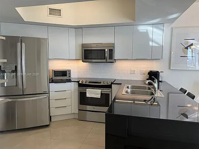 1750 N Bayshore Dr #3314 — Photo 7