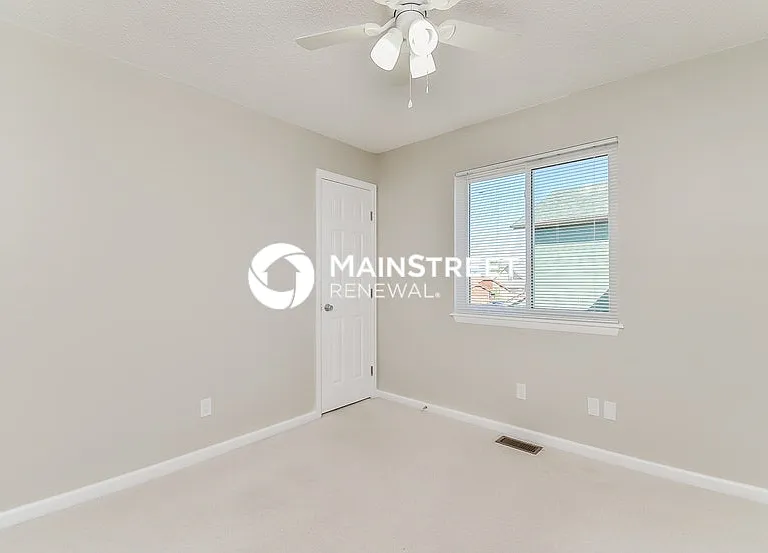 5805 Dutchess Dr — Photo 13