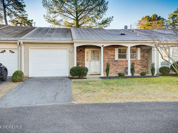 242 Martine Way, Lakewood, NJ 08701