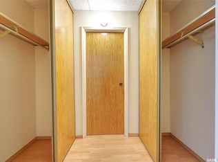 Santa Monica Villa, Regina, SK S4P 4G9