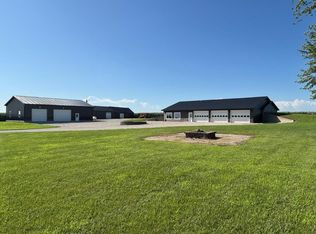 2101 290th St, Rowley, IA 52329